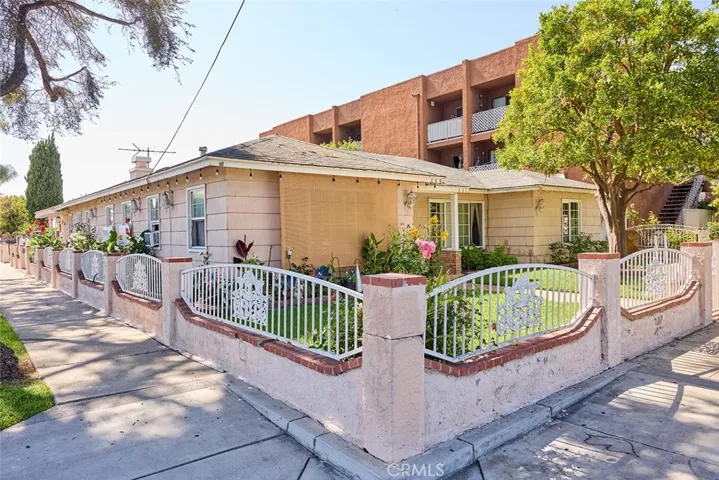 448 S Flower Street, Santa Ana, California 92703