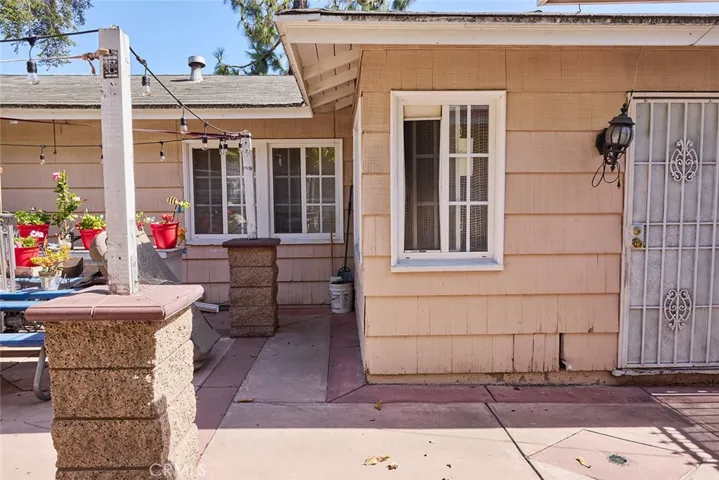 448 S Flower Street, Santa Ana, California 92703