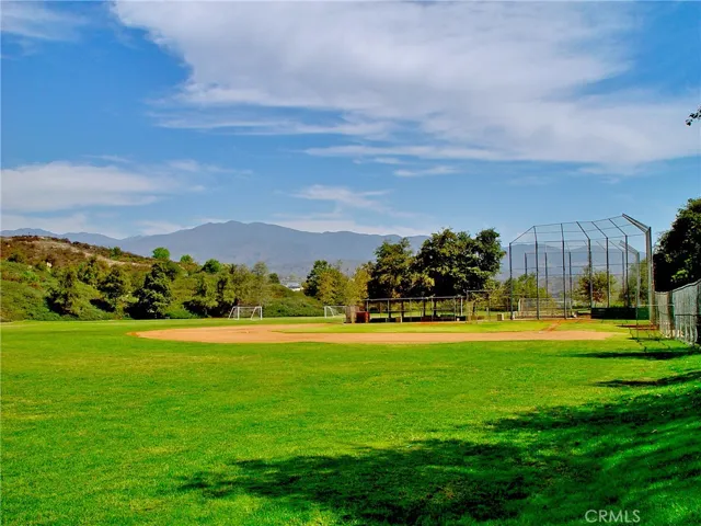 32 Bogey Lane, Coto De Caza, California 92679