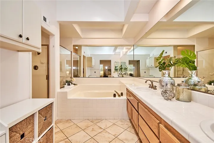 1543 Vallecito Drive, Pomona, California 91768