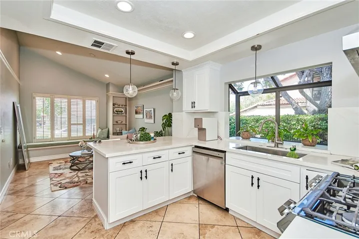 1543 Vallecito Drive, Pomona, California 91768