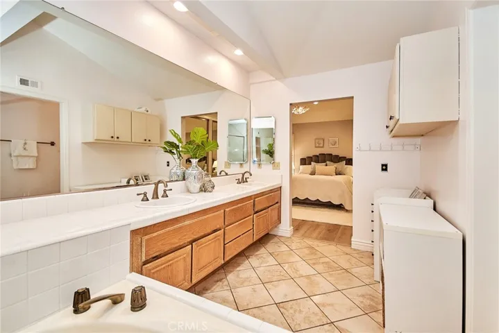1543 Vallecito Drive, Pomona, California 91768