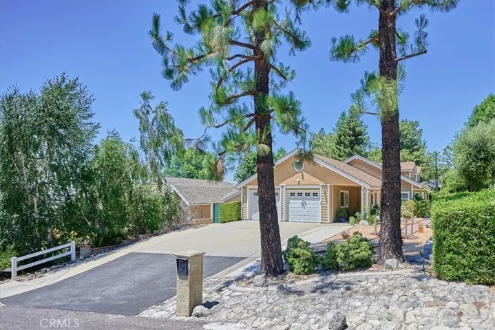 5530 Crooked Creek Road, Rancho Cucamonga, California 91737