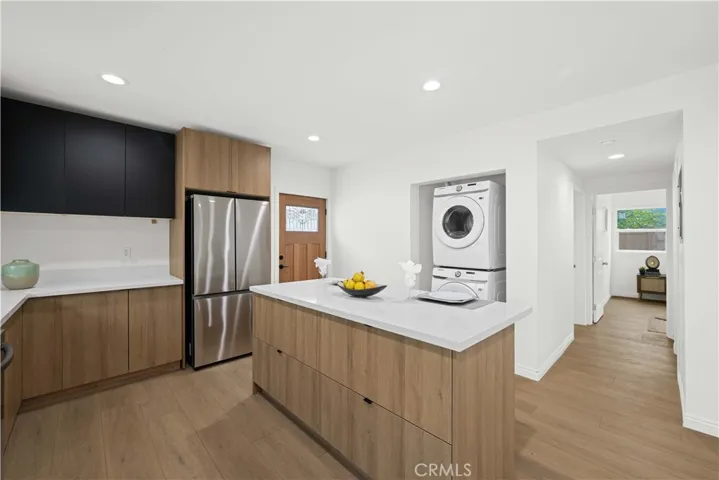 3805 W Heffron Drive, Burbank, California 91505