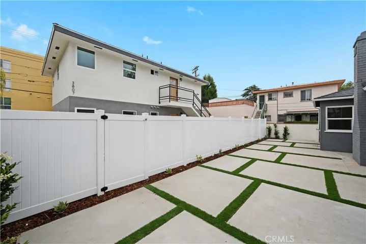 3805 W Heffron Drive, Burbank, California 91505