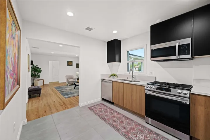 3805 W Heffron Drive, Burbank, California 91505