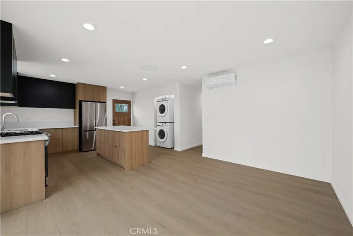 3805 W Heffron Drive, Burbank, California 91505
