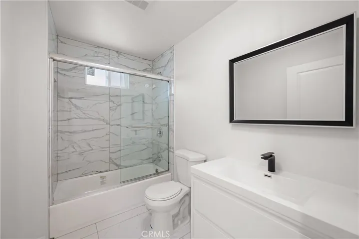 3805 W Heffron Drive, Burbank, California 91505