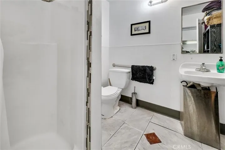 11696 Atlantic Avenue, Lynwood, California 90262