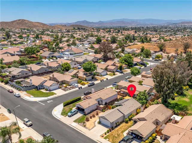 27831 Cannon Drive, Menifee, California 92585