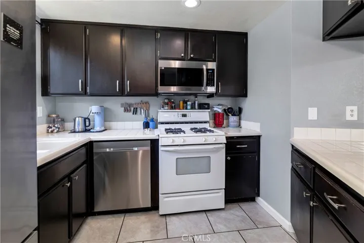 27831 Cannon Drive, Menifee, California 92585