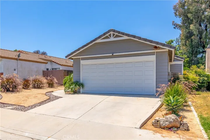 27831 Cannon Drive, Menifee, California 92585