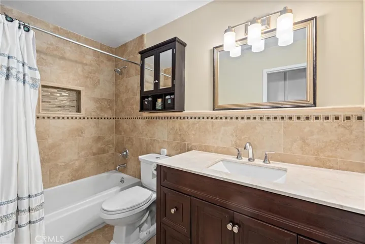 1189 W 18th Street, Upland, California 91784