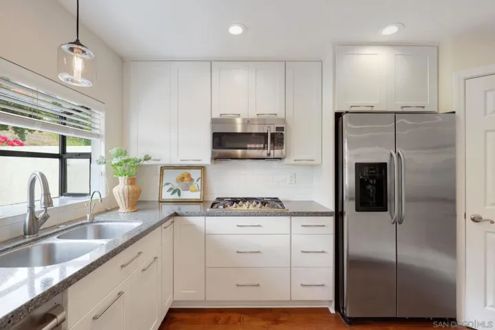 11518 Faisan Way, San Diego, California 92124