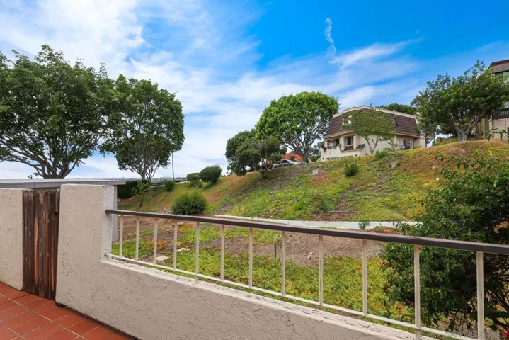 11518 Faisan Way, San Diego, California 92124