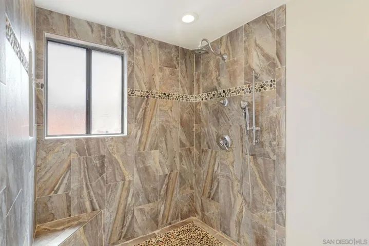 11518 Faisan Way, San Diego, California 92124
