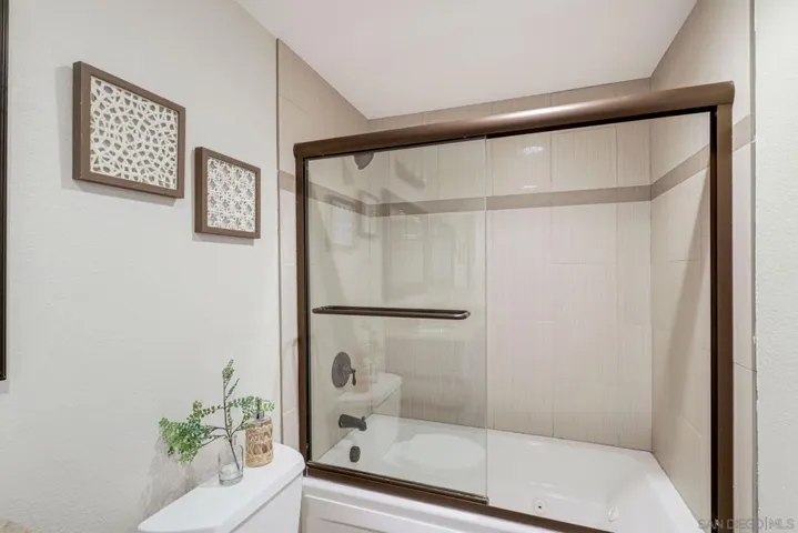 11518 Faisan Way, San Diego, California 92124
