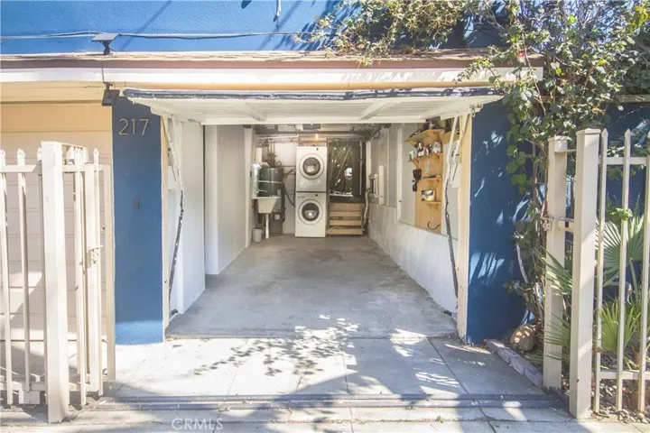 217 Crandall Street, Los Angeles, California 90057