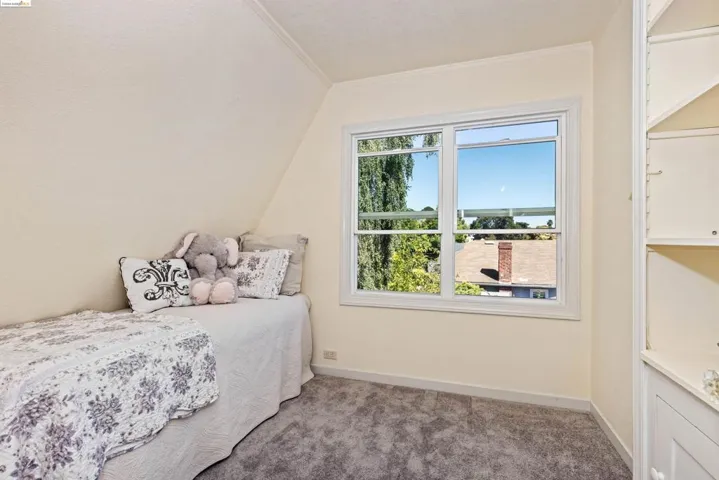 1646 29th Ave, Oakland, California 94601