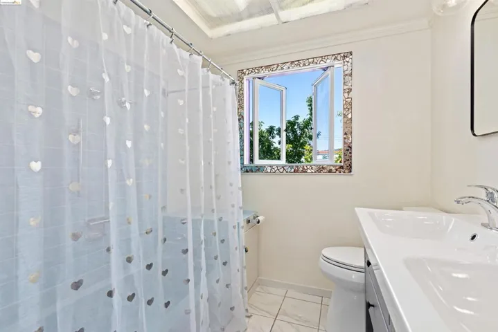 1646 29th Ave, Oakland, California 94601