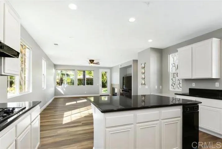 11597 Kaywood Place, Escondido, California 92026