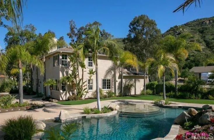 11597 Kaywood Place, Escondido, California 92026
