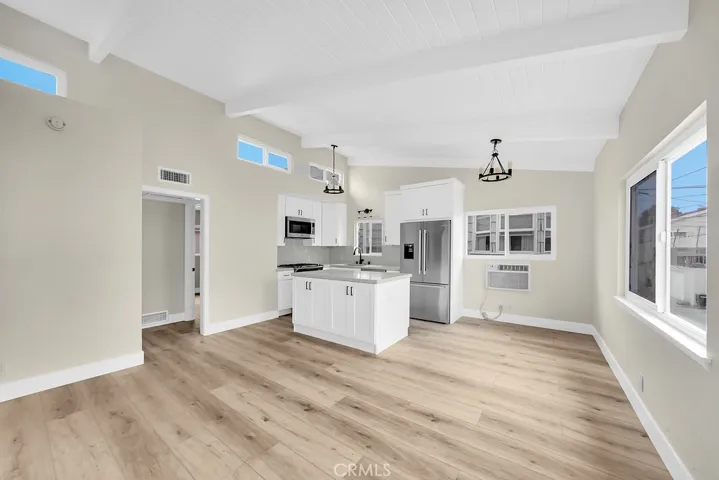 608 1/2 Marguerite Avenue, Corona Del Mar, California 92625