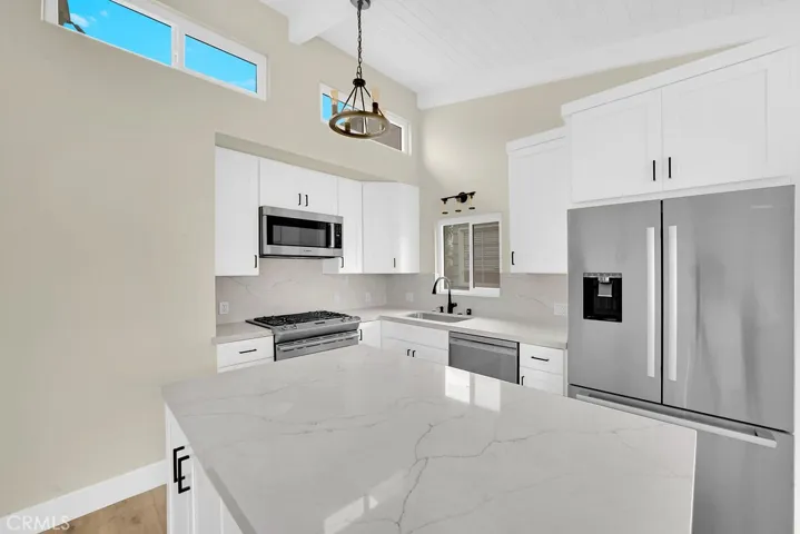 608 1/2 Marguerite Avenue, Corona Del Mar, California 92625