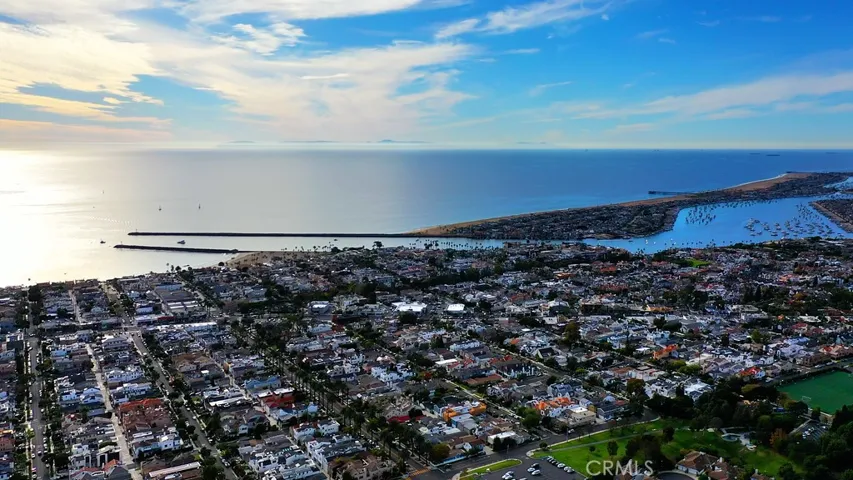 608 Marguerite Avenue, Corona Del Mar, California 92625