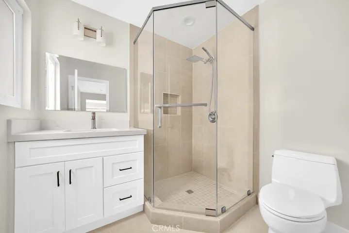 608 Marguerite Avenue, Corona Del Mar, California 92625