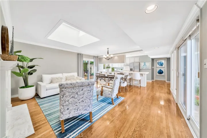 1825 Santa Rena Drive, Rancho Palos Verdes, California 90275