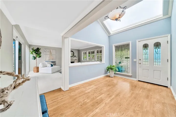 1825 Santa Rena Drive, Rancho Palos Verdes, California 90275