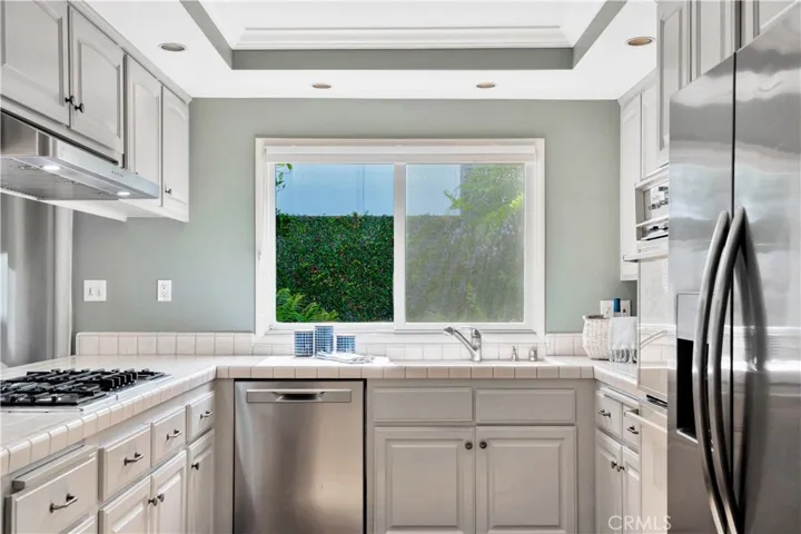 1825 Santa Rena Drive, Rancho Palos Verdes, California 90275