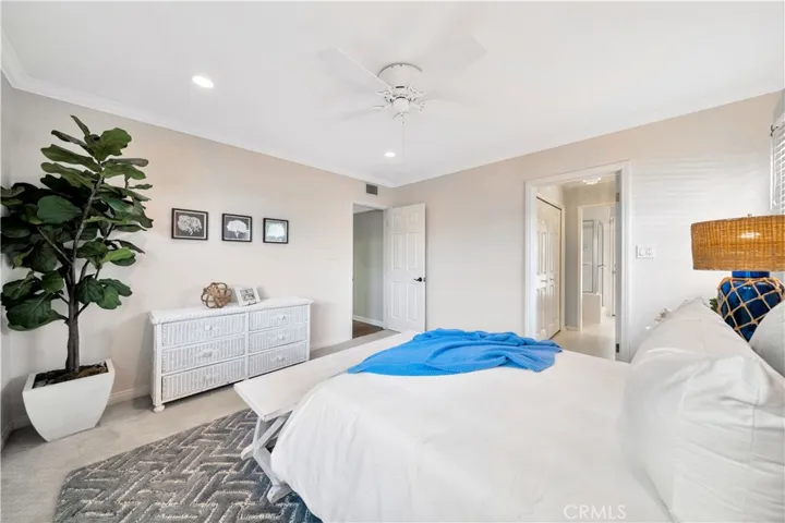 1825 Santa Rena Drive, Rancho Palos Verdes, California 90275
