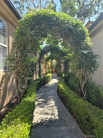94 Chantilly, Irvine, California 92620