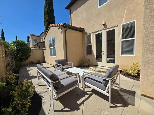 94 Chantilly, Irvine, California 92620