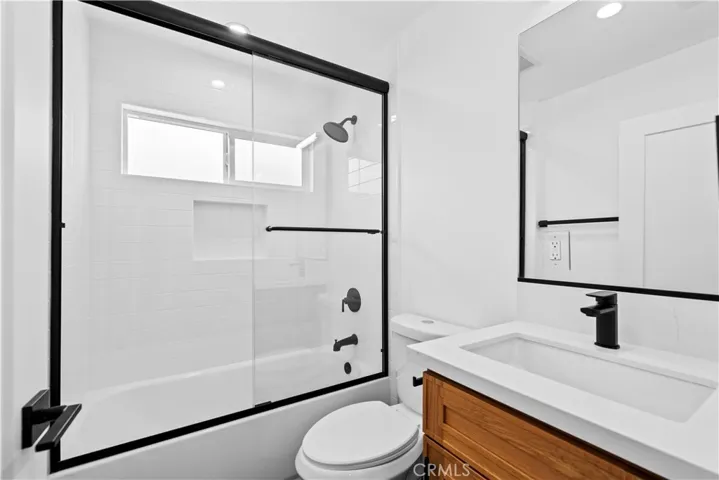 4718 Radnor Avenue, Lakewood, California 90713