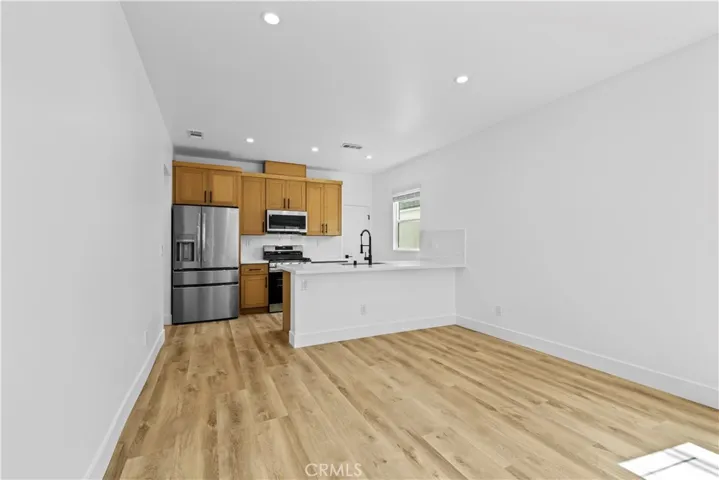 4718 Radnor Avenue, Lakewood, California 90713
