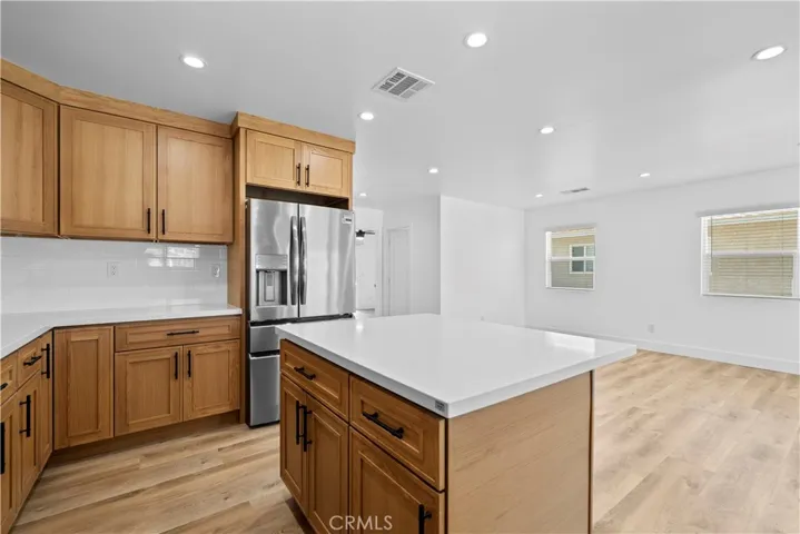 4718 Radnor Avenue, Lakewood, California 90713