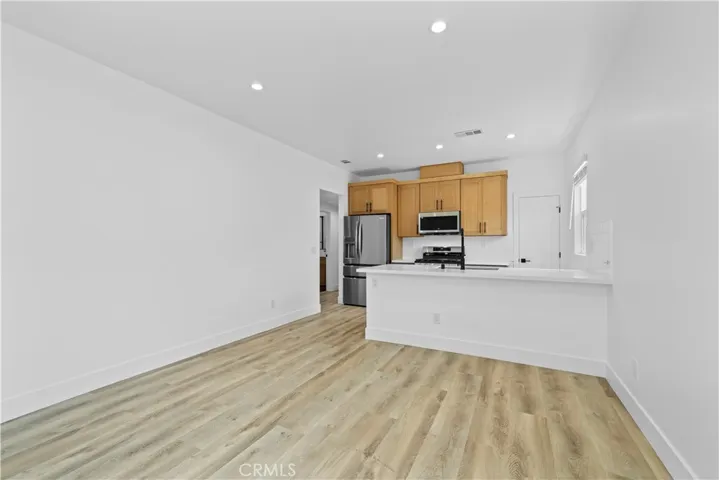 4718 Radnor Avenue, Lakewood, California 90713