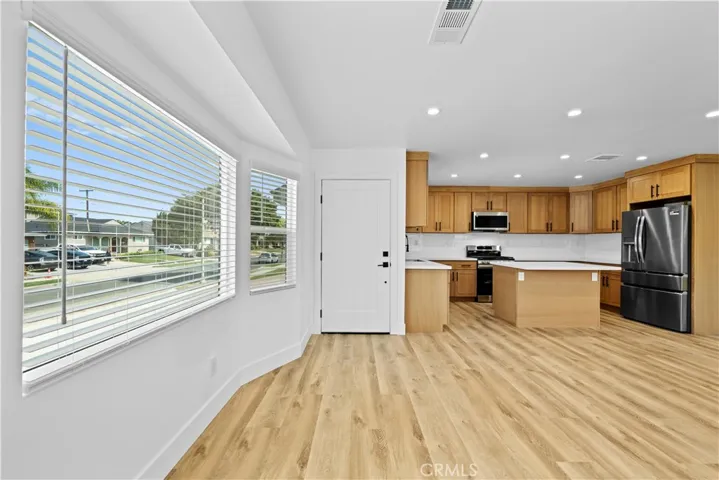 4718 Radnor Avenue, Lakewood, California 90713