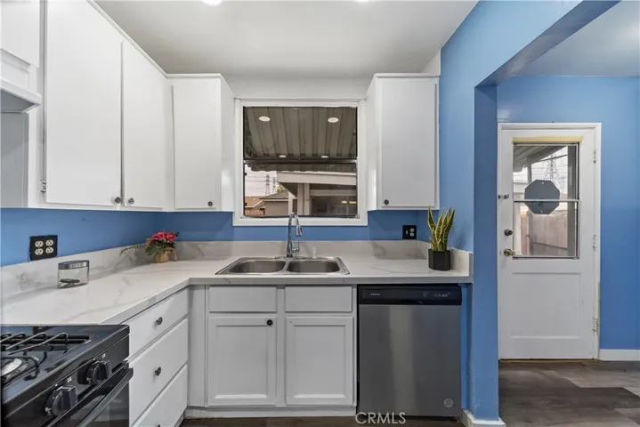 4864 Walnut Grove Avenue, Rosemead, California 91770
