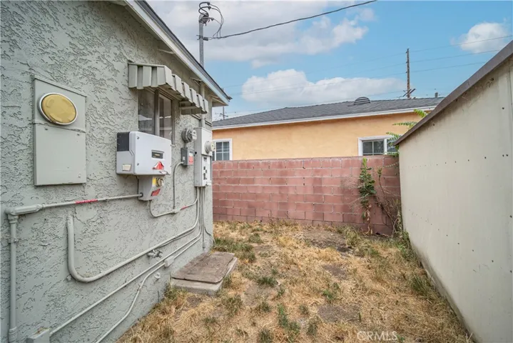 4864 Walnut Grove Avenue, Rosemead, California 91770