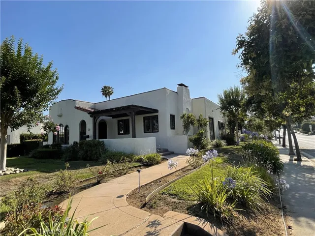 2400 W Alhambra Road, Alhambra, California 91801
