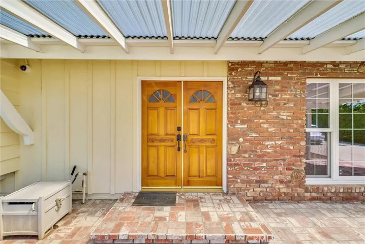 5883 Lakeview Avenue, Yorba Linda, California 92886