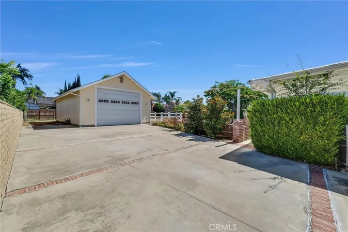 5883 Lakeview Avenue, Yorba Linda, California 92886