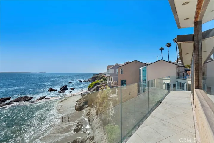 2049 Ocean Way, Laguna Beach, California 92651