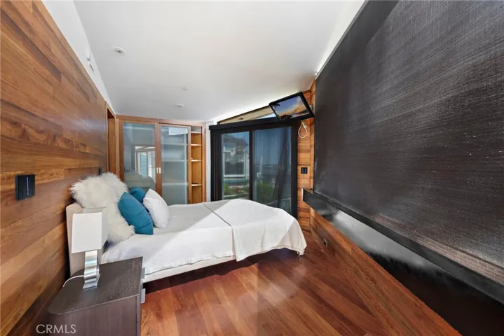 2049 Ocean Way, Laguna Beach, California 92651