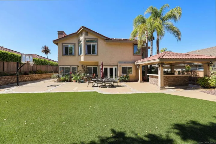 2033 Chardon Ln, El Cajon, California 92019