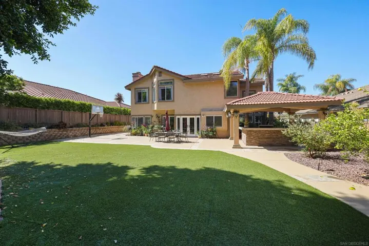 2033 Chardon Ln, El Cajon, California 92019